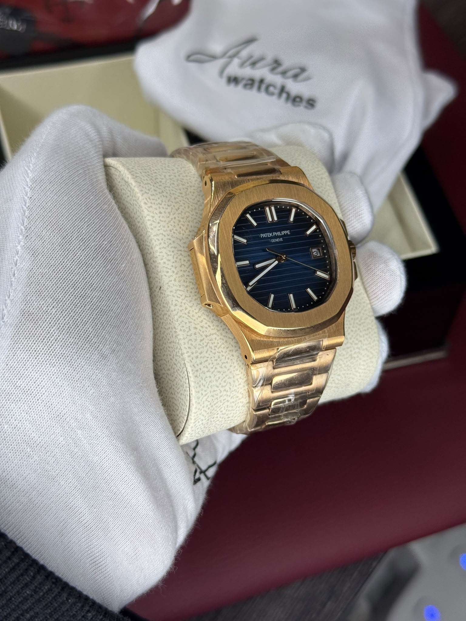 PATEK PHILIPPE görünüm 2